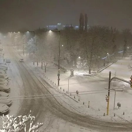 Апартамент Cosy In The Very Heart Of *