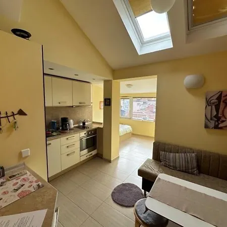 Cosy In The Very Heart Of Apartman